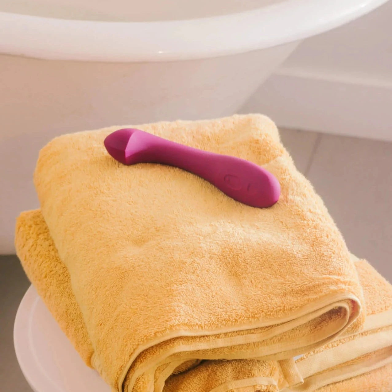 Dame Arc G-Spot Vibrator - Plum