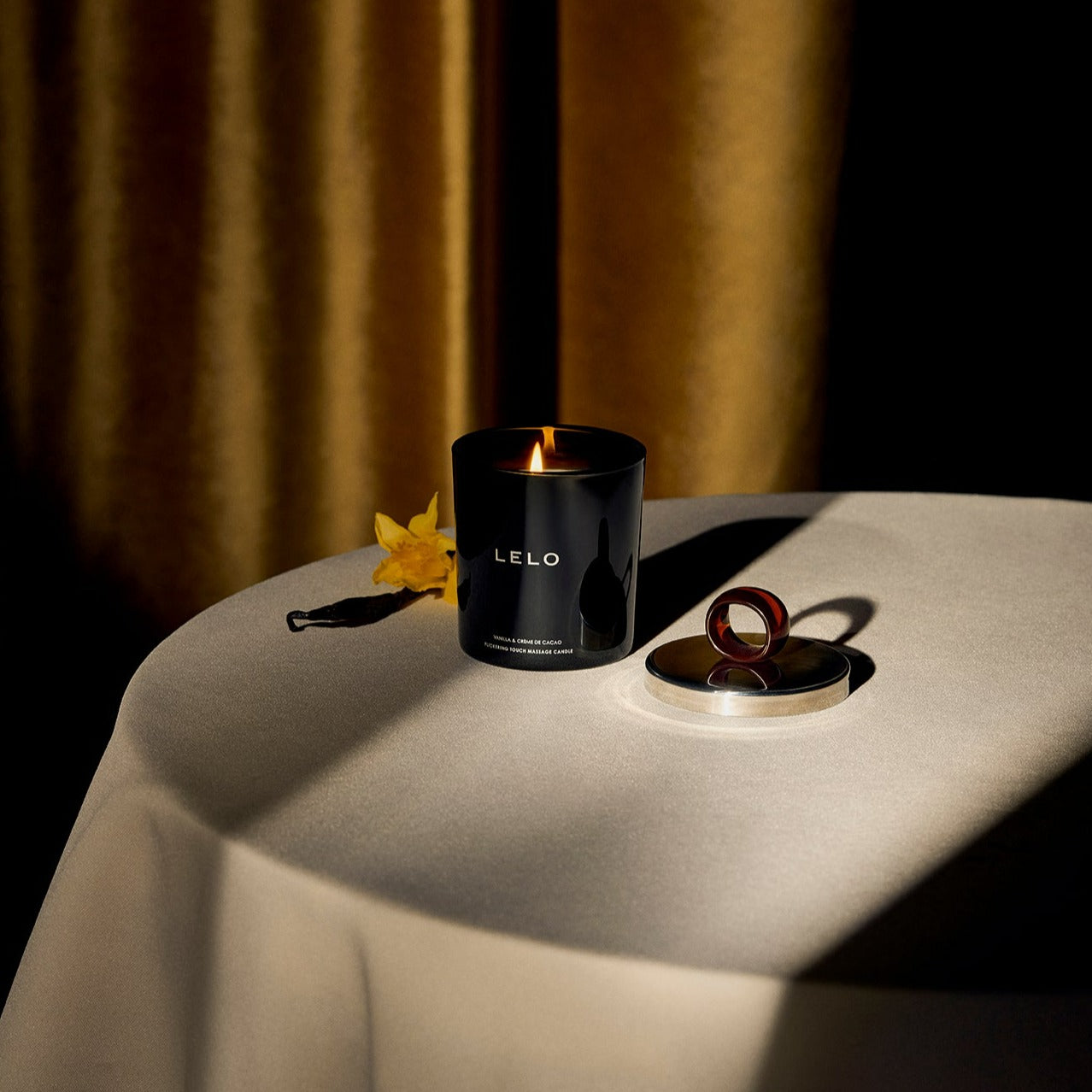 LELO Flickering Touch Massage Candle - Vanilla & Creme de Cacao
